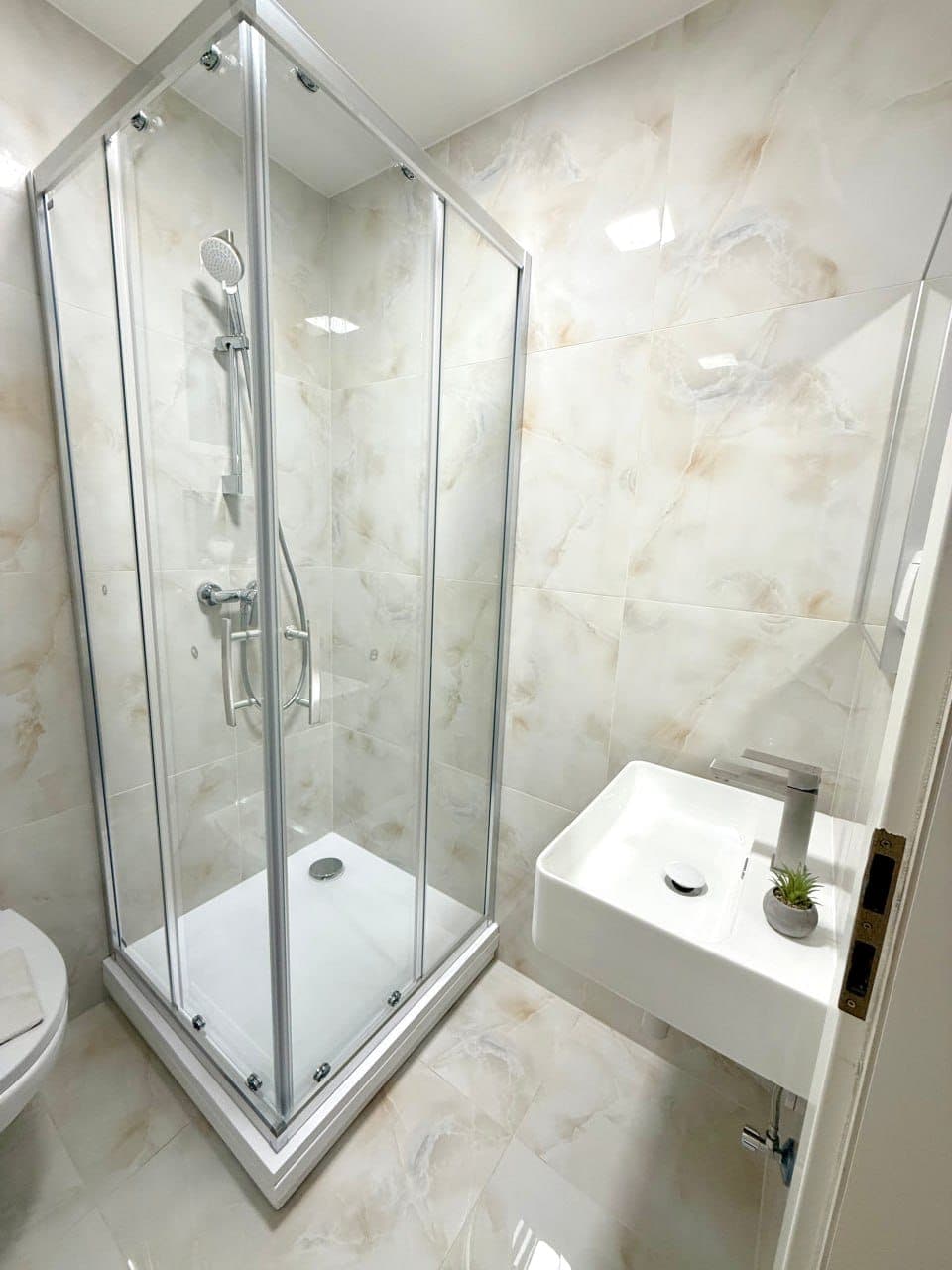 WhatsApp Image 2026-02-25 at 18.49.59 (7).jpeg